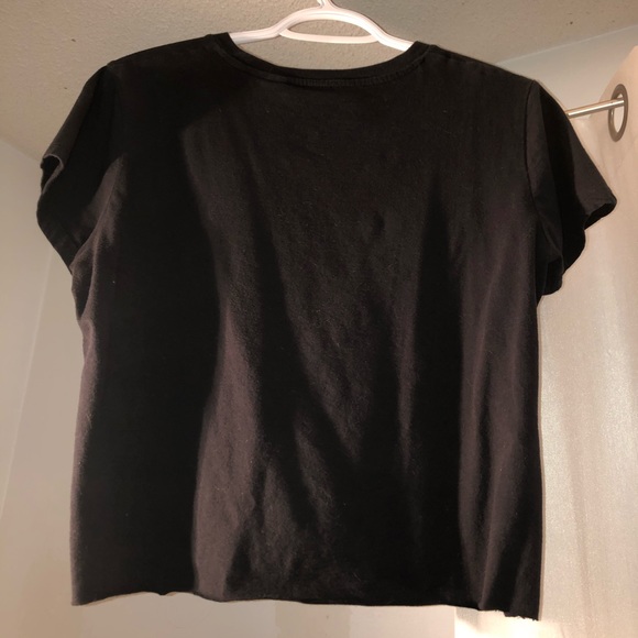 Levi's black tee - Picture 2 of 2